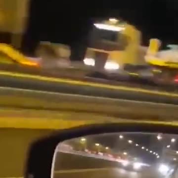 Israeli military reinforcements on the way towards the Gaza border