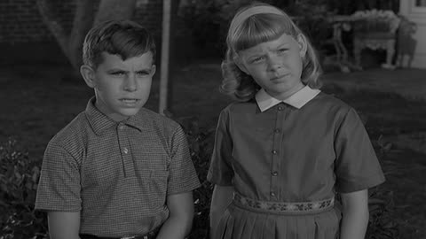 The Twilight Zone S03E35 I Sing The Body Electric