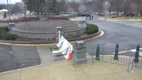 7214USCG00SenatePlazaOutbound_2021-01-05_16h20min01s557ms.mp4