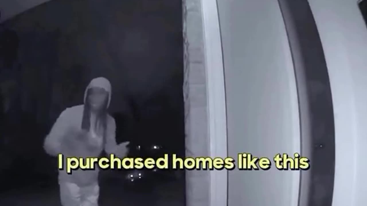 'Famous' rapper comes to view and buy a house at 5 in the morning..😁