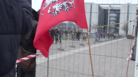 Hat Putin recht wird der Westen von Neonazis angetrieben