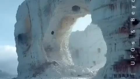 ANTARKTISZ - a jégfal mögött