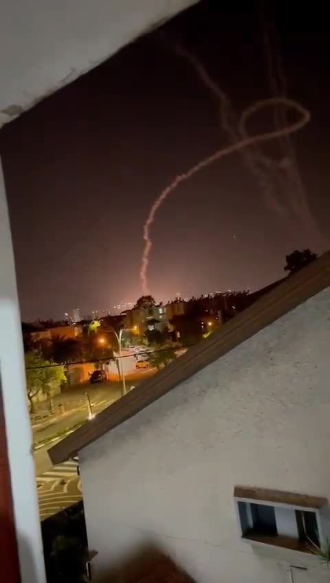 Iron Dome malfunctions and hits Tel Aviv