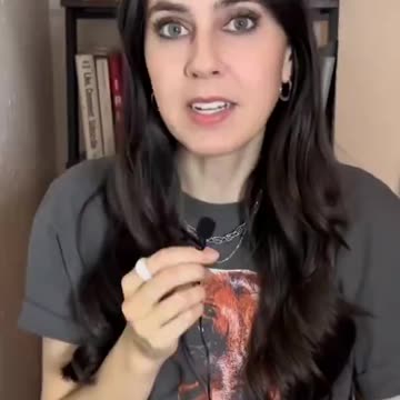 Fake News Hack Taylor Lorenz Panics about Fake News Collapsing