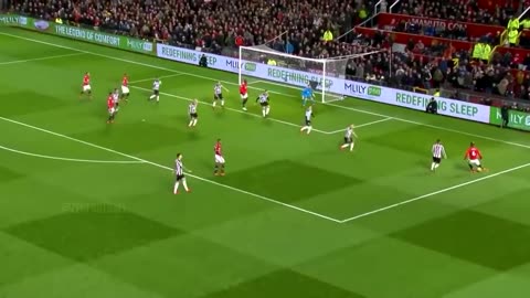 Crazy passes from Pogba the great