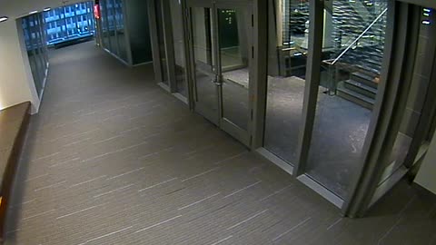 8429OHOB05O5C1CorridortoAtrium_2021-01-05_16h35min17s337ms.mp4