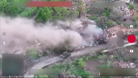 UA Tank firing close range at a small Russian ammunition warehouse