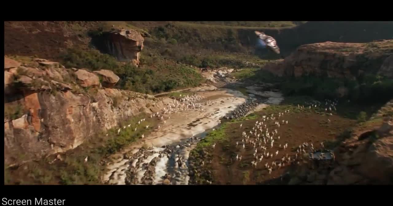 T'Challa Arrives In Wakanda | Black Panther [IMAX 4K]