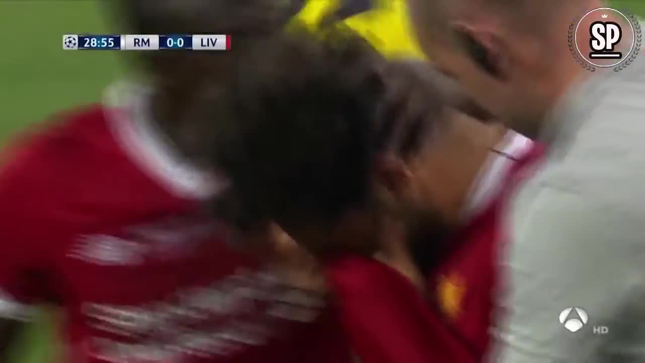 10 Most Emotional & Beautiful Moments in Football