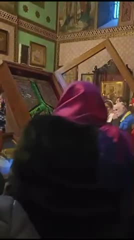 Хрест Святої рівноапостольної Ніни.