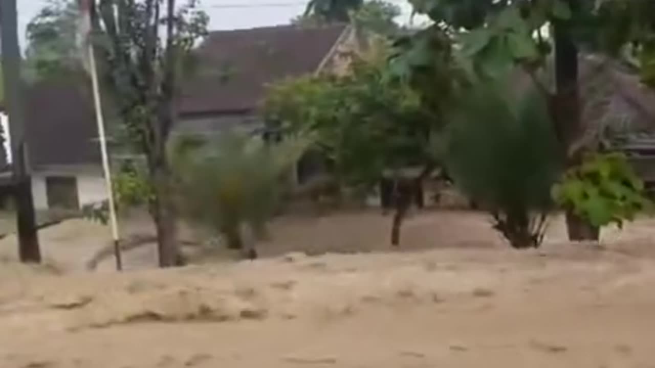 Heartbreaking... Flood disaster in Indonesia