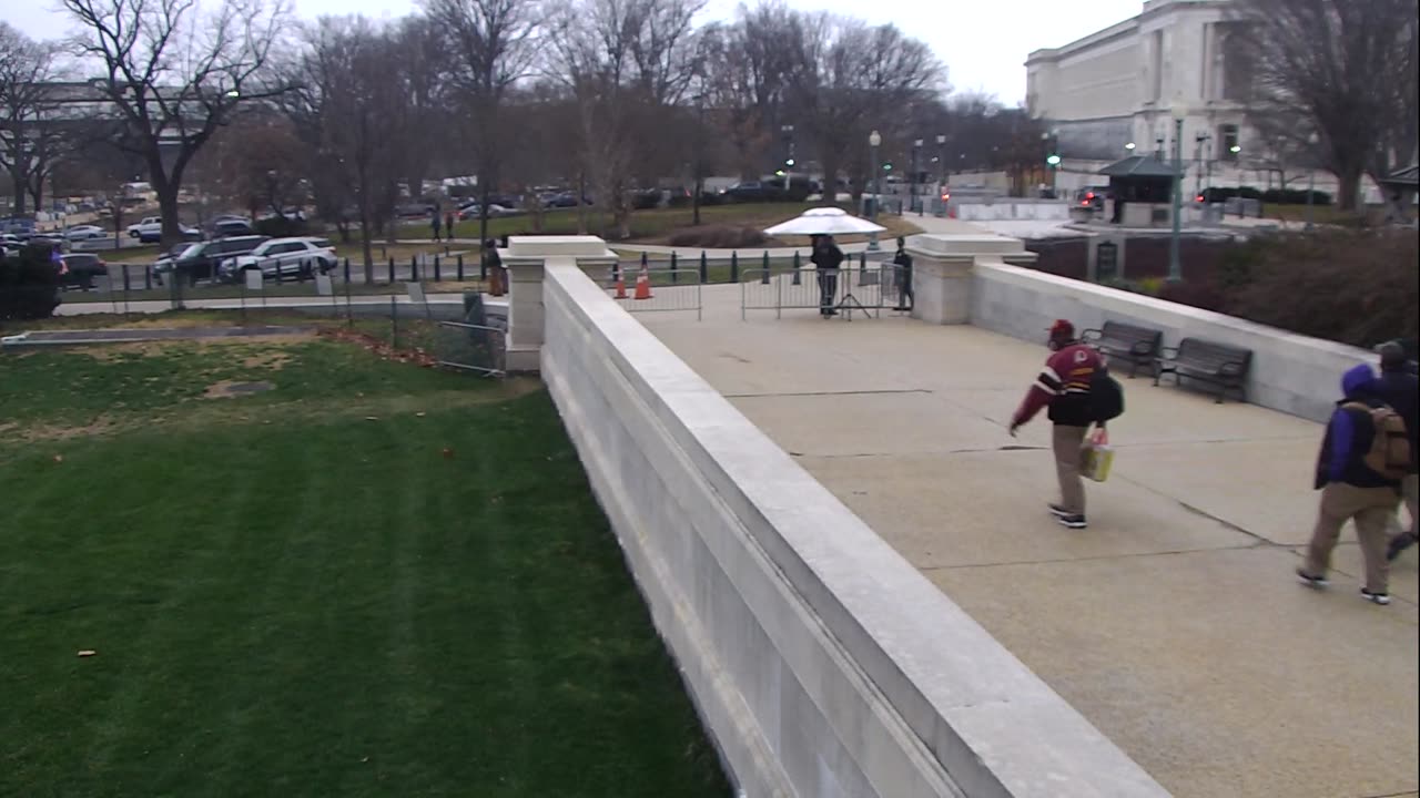 0930USCG00UpperTerraceNE_2021-01-05_16h00min25s287ms.mp4