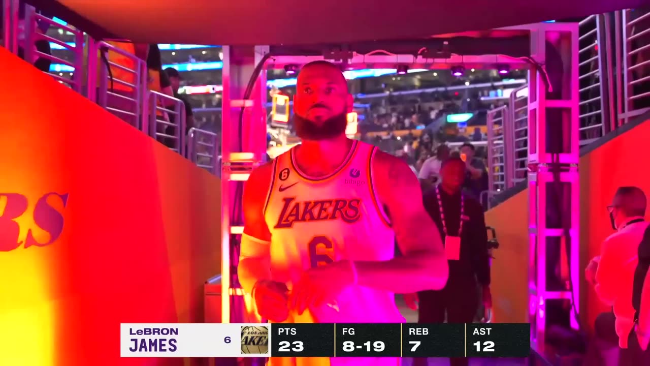 LeBron Leaves to the Locker Room Early After Going Down 0-3 to the Nuggets