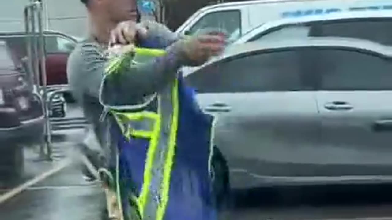 ΔΕΝ ΥΠΑΡΧΕΙ Ο ΤΥΠΟΣ