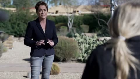 Kari Lake Schools Reporter on Media Corruption