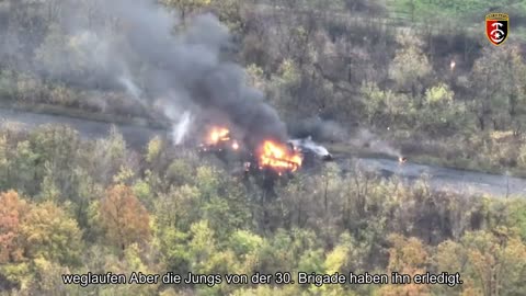 Der russische Panzer blieb in der Nähe von Bakhmut ein wenig stecken. Er versuchte zu fliehen. Ab