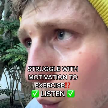 weight loss motivation - “NOT EASY! Always worth it!” Friday 5:00am run 🏃‍♂️ DONE!