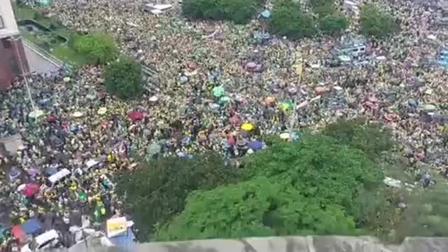 Awake … 🇺🇸🇧🇷