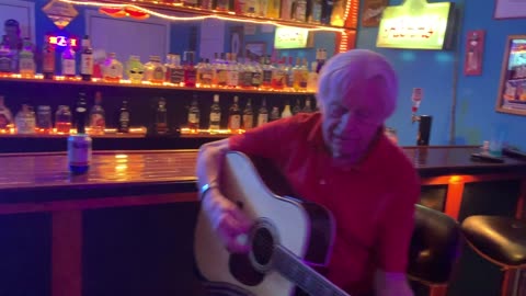 Ode To A Bottle / Eddy Jones