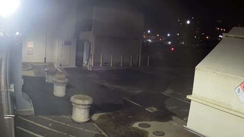 1685HQOB01EExitEastExterior_2021-01-05_01h23min42s737ms.mp4