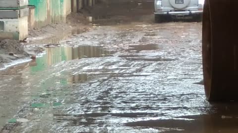 Broken road in dhaka