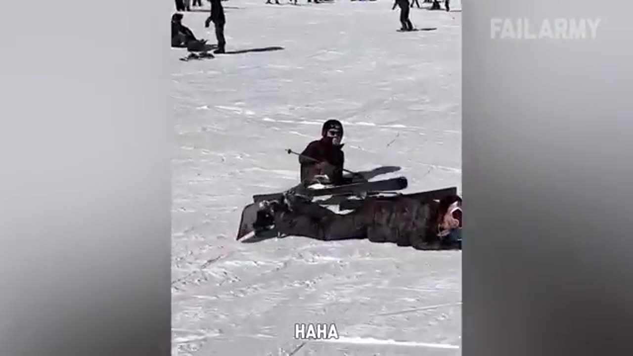 IDIOTS Otside FAILS of the month