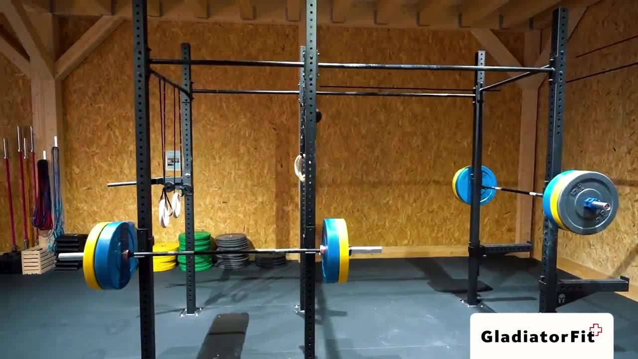 Station cage cross training musculation