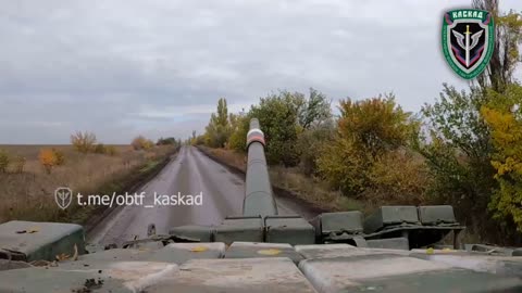 A tank destroys an enemy stronghold in the Ugledar direction.
