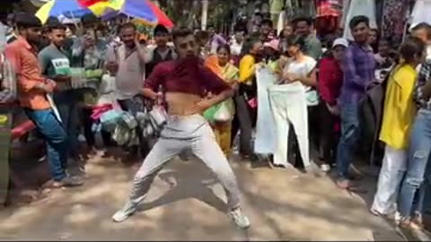 Aa_aa_re_Pritam_pyare🤣Crazy_Dance_in_Public😅wait_for_end❤️(360p)