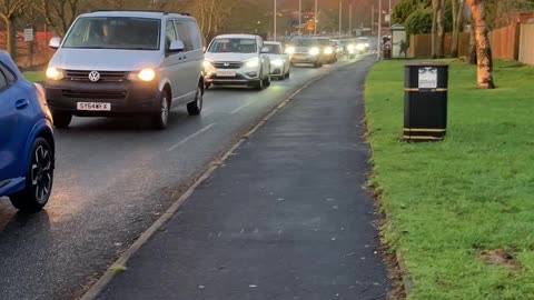 Dec2023WesthillAcademyTrafficQueuePetrolHeadsCongestion