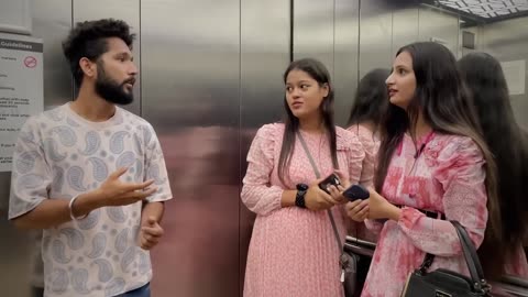 Alexa पापा के लिए OYO बुक करदो पापा को Ex Girlfriend के साथ जाना है ---- _ Lift Prank _ Paras Prank