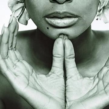 Donyale Luna: A Trailblazing Supermodel's Extraordinary Legacy