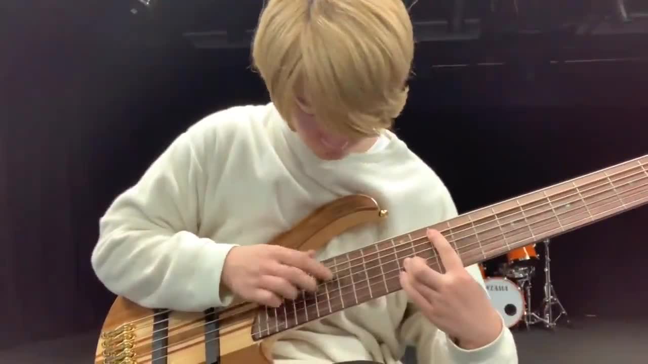 7 string bass 'i miss you' .