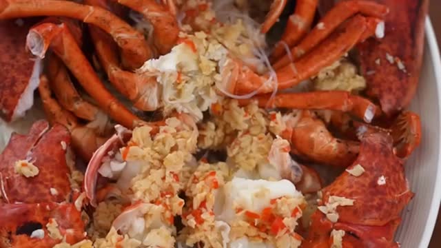 Gourmet cooking; The life of food is always short