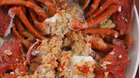 Gourmet cooking; The life of food is always short