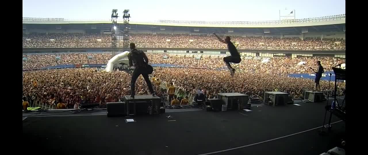 One More Light [Official Music Video] - Linkin Park