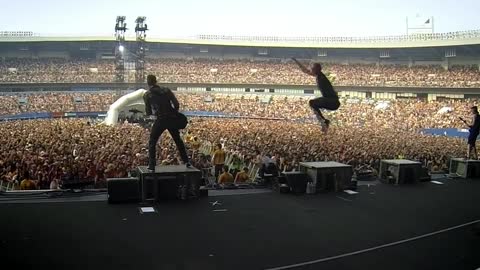 One More Light [Official Music Video] - Linkin Park