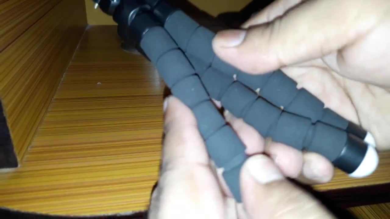 Flexible Tripod Review in Hindi_Urdu