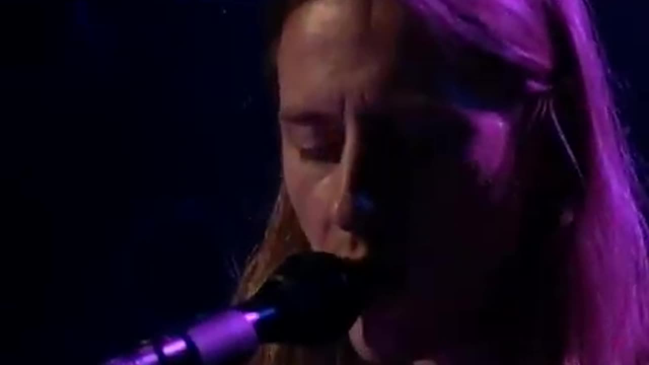 Alice In Chains - The Killer Is Me (From MTV Unplugged)