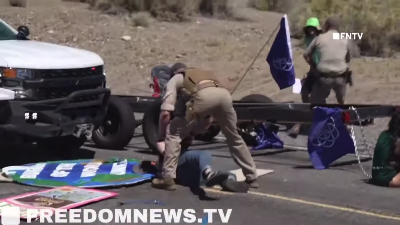 Climate protesters arrested after Burning Man Festival -NV Ranger plows through roadblock