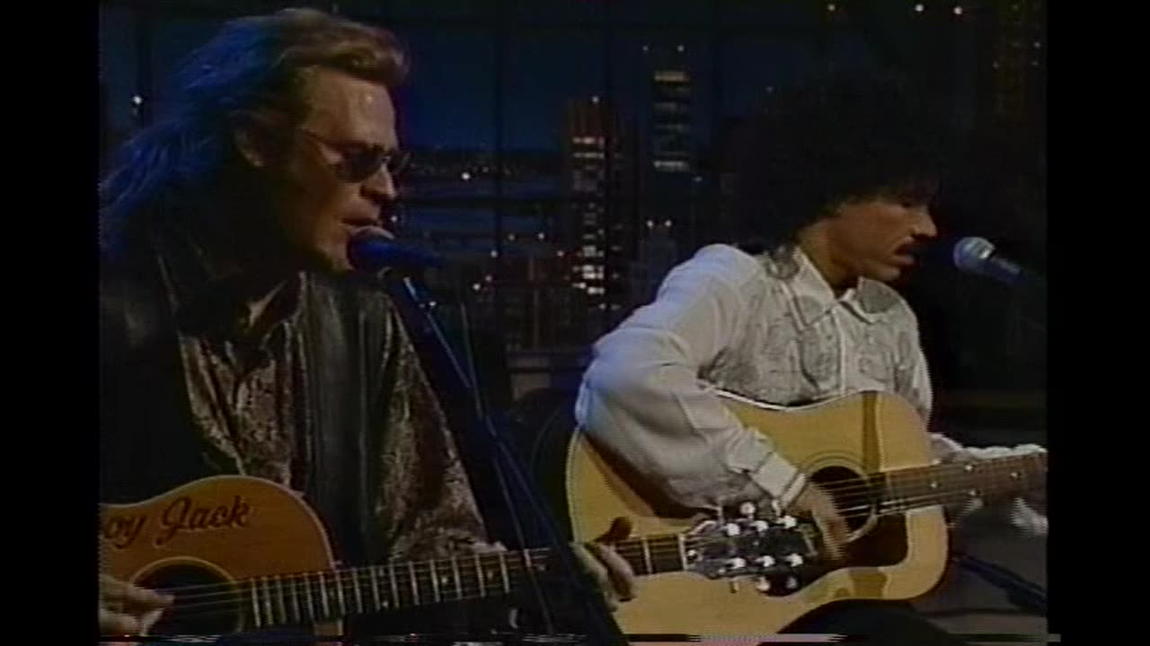 November 14, 1990 - Daryl Hall & John Oates 'So Close'