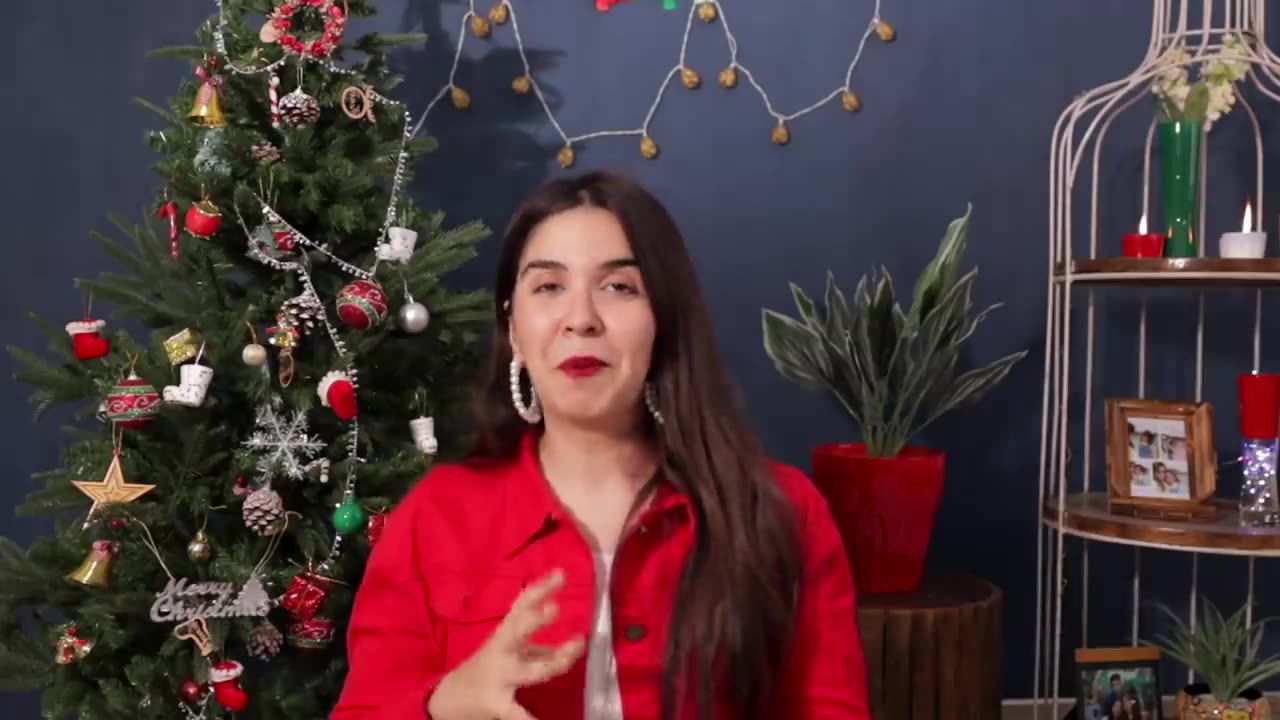 *SECRET* SANTA ft @ThatQuirkyMiss @AanamC @SarahSarosh @Gopali & @thebrowndaughter | Heli Ved