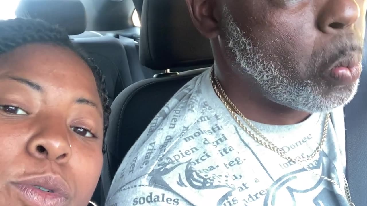 On our Multi-State trip. Hey Y’all!😉❤️