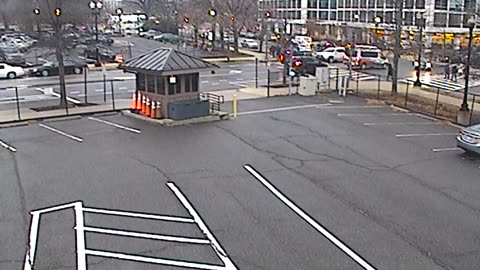 1902LOTS00Lot12SenateParking_2021-01-05_16h19min53s647ms.mp4