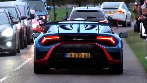 Car sharing to interesting people "# Super Running # Lamborghini