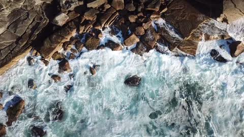 Sea waves on the rocks