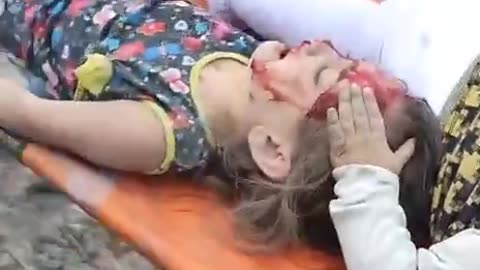 Medical crews evacuated Palestinian girls in Gaza