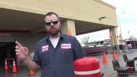 Threatened With Arrest!Costco Employees Get Owned & Taught a Lesson On Filming-1st Amendment Audit