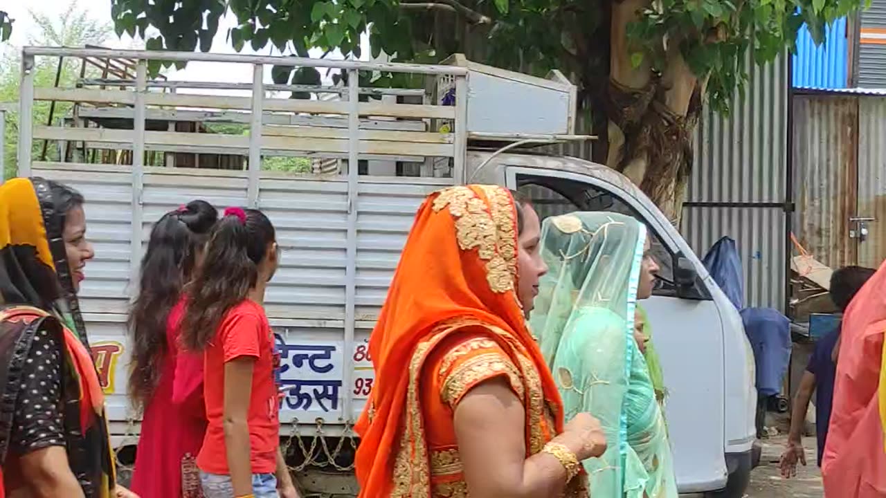 Indian Street Dancing