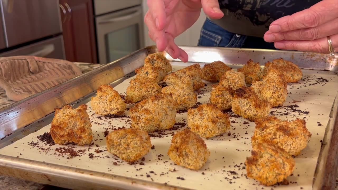 Like E m CRISPY_ Try The BEST Cauliflower Bites